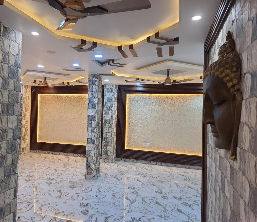 Divine Hotel & Banquet Hall Bhopal Exterior foto